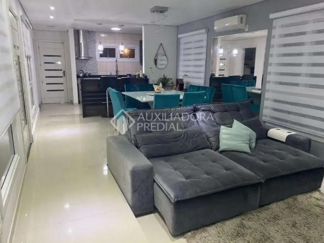 Casa / Sobrado para Venda em Guaíba/RS Jardim Iolanda 3 Quartos