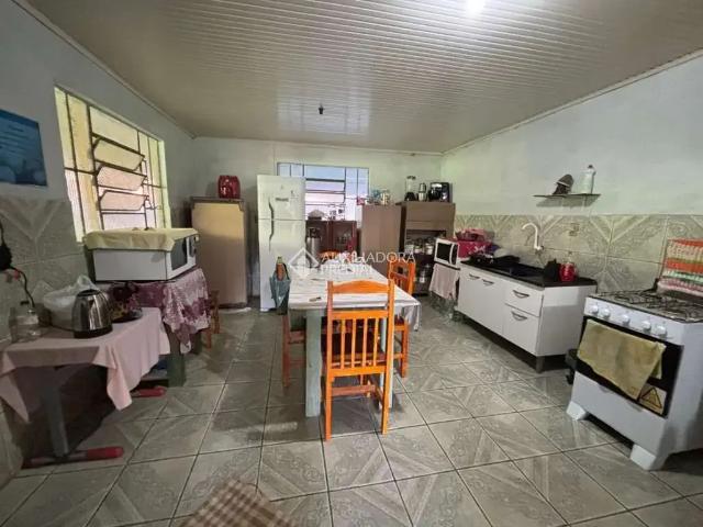 Casa / Sobrado para Venda em Guaíba/RS Jardim Santa Rita 4 Quartos