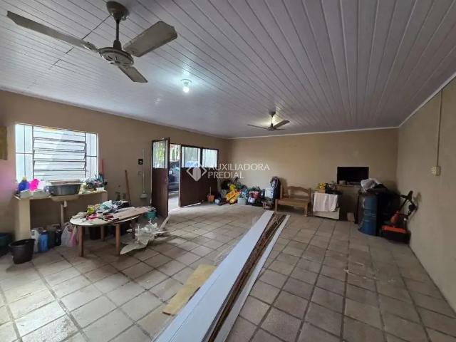 Casa / Sobrado para Venda em Guaíba/RS Jardim Santa Rita 4 Quartos
