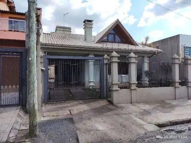 Casa / Sobrado para Venda em Guaíba/RS Colina 4 Quartos
