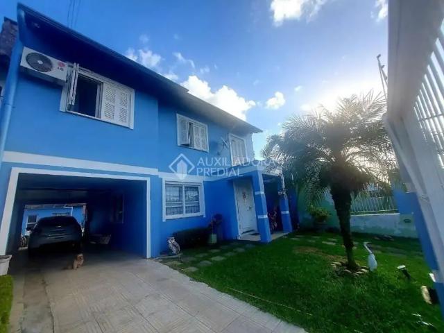 Casa / Sobrado para Venda em Guaíba/RS Parque 35 3 Quartos