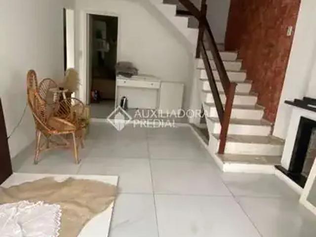 Casa / Sobrado para Venda em Guaíba/RS Parque 35 4 Quartos