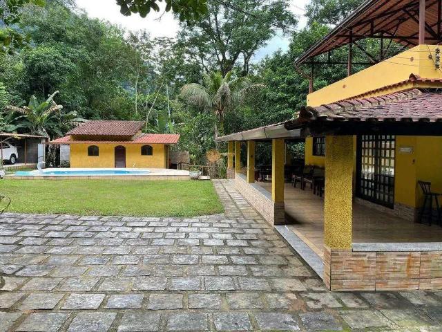 Casa / Sobrado para Venda em Guapimirim/RJ Limoeiro 3 Quartos