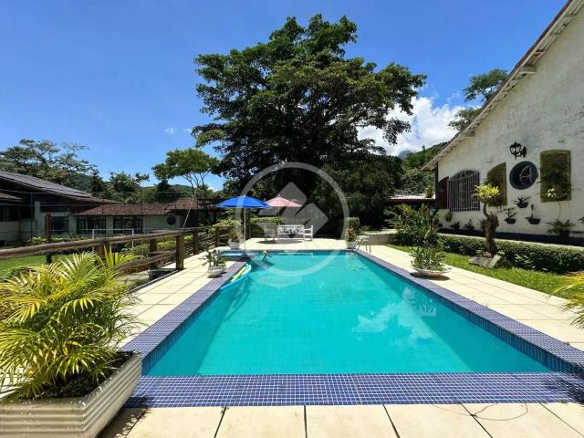 Casa / Sobrado para Venda em Guapimirim/RJ Monte Oliveti 7 Quartos