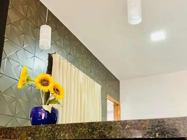 Casa / Sobrado para Venda em Guapó/GO Centro 2 Quartos