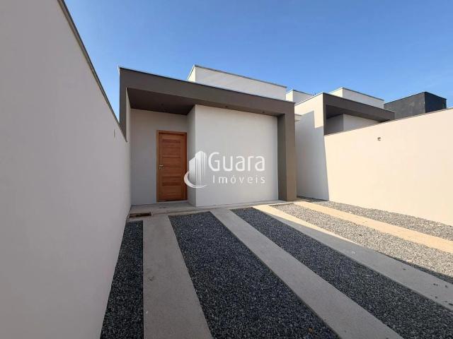 Casa / Sobrado para Venda em Guaramirim/SC Corticeira 3 Quartos