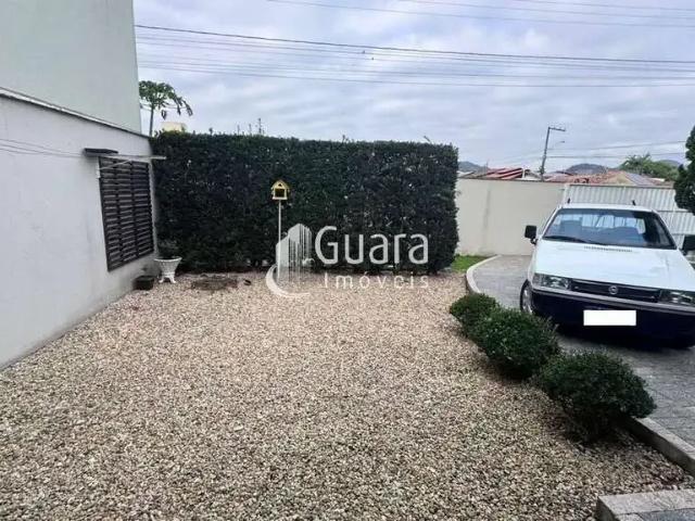 Casa / Sobrado para Venda em Guaramirim/SC Avaí 3 Quartos