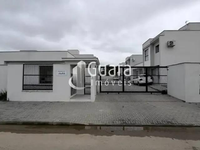 Casa / Sobrado para Venda em Guaramirim/SC Bananal do Sul 3 Quartos