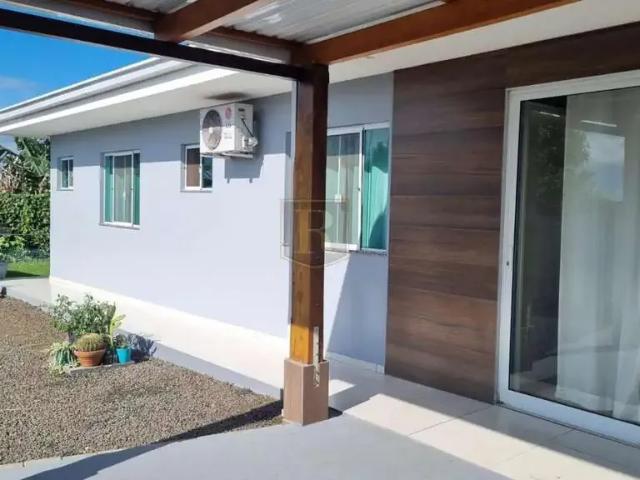 Casa / Sobrado para Venda em Guarapuava/PR Cascavel 3 Quartos