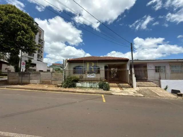 Casa / Sobrado para Venda em Guarapuava/PR Centro
