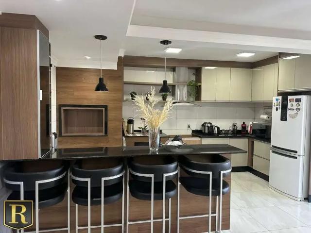 Casa / Sobrado para Venda em Guarapuava/PR Centro 3 Quartos