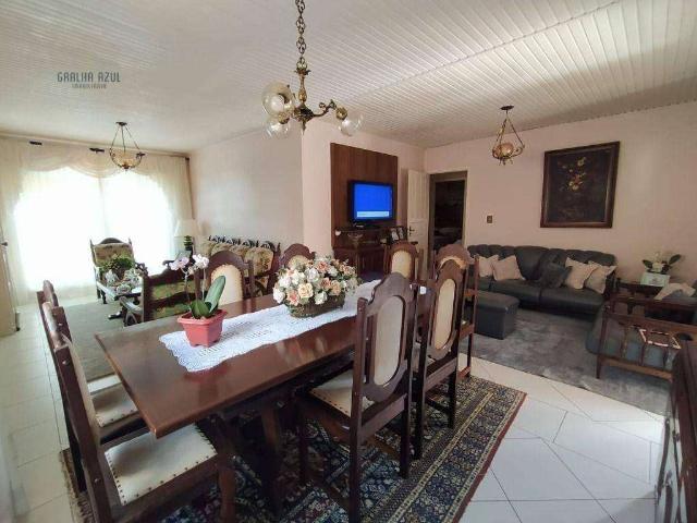 Casa / Sobrado para Venda em Guarapuava/PR Centro 3 Quartos