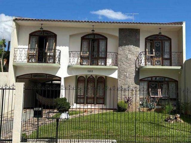 Casa / Sobrado para Venda em Guarapuava/PR Centro 3 Quartos