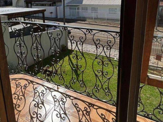 Casa / Sobrado para Venda em Guarapuava/PR Centro 3 Quartos