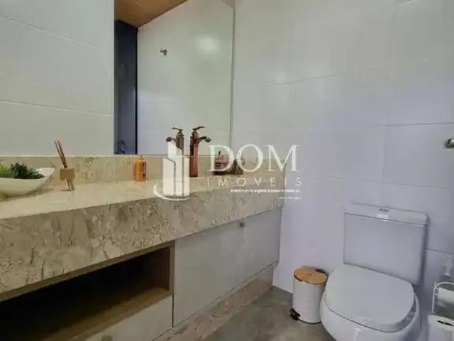 Casa / Sobrado para Venda em Guarapuava/PR Alto da XV 4 Quartos
