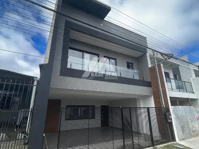 Casa / Sobrado para Venda em Guarapuava/PR Alto da XV 3 Quartos