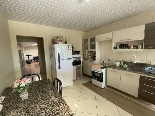 Casa / Sobrado para Venda em Guarapuava/PR Boqueirão 2 Quartos
