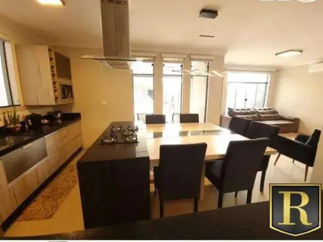 Casa / Sobrado para Venda em Guarapuava/PR Dos Estados 3 Quartos