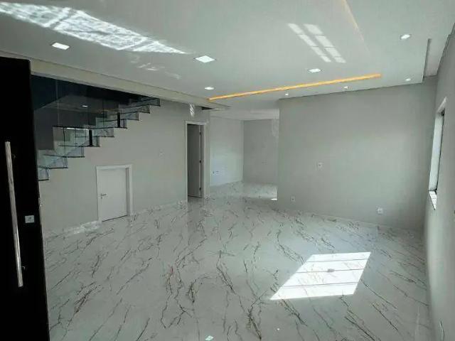 Casa / Sobrado para Venda em Guarapuava/PR Boqueirão 4 Quartos
