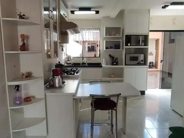 Casa / Sobrado para Venda em Guarapuava/PR Dos Estados 3 Quartos