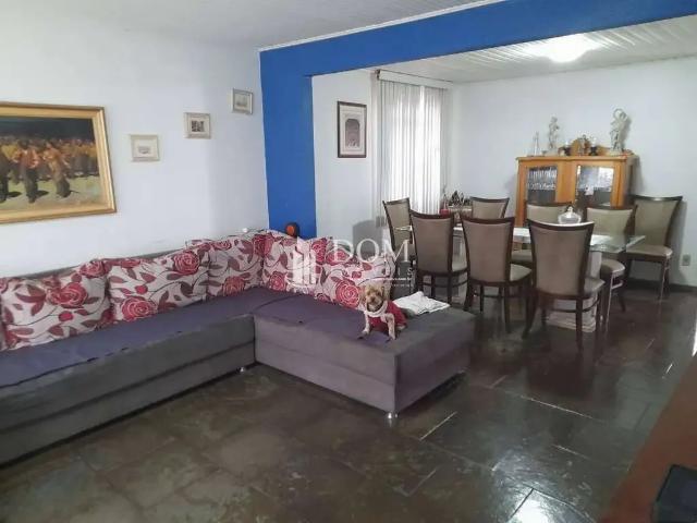 Casa / Sobrado para Venda em Guarapuava/PR Dos Estados 4 Quartos