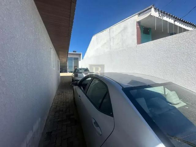 Casa / Sobrado para Venda em Guarapuava/PR Feroz II 3 Quartos