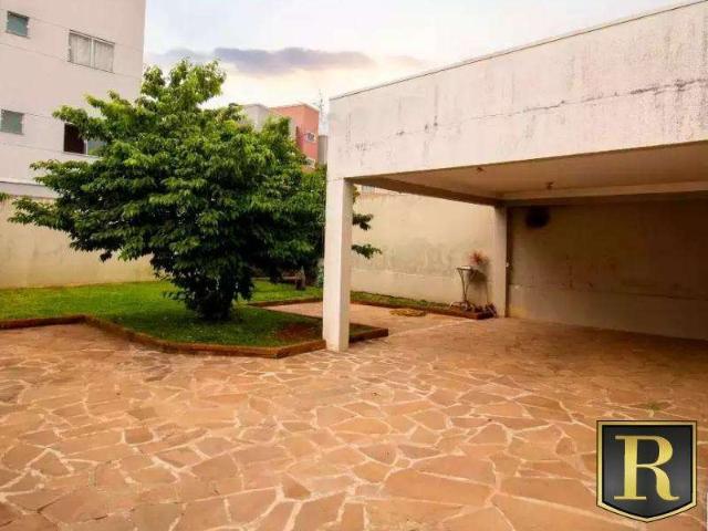 Casa / Sobrado para Venda em Guarapuava/PR Trianon 3 Quartos