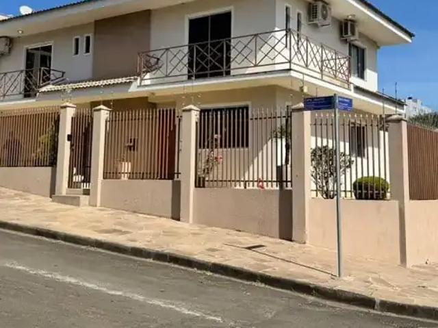 Casa / Sobrado para Venda em Guarapuava/PR Santa Cruz 3 Quartos
