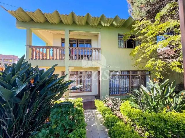 Casa / Sobrado para Venda em Guarapuava/PR Santana 3 Quartos