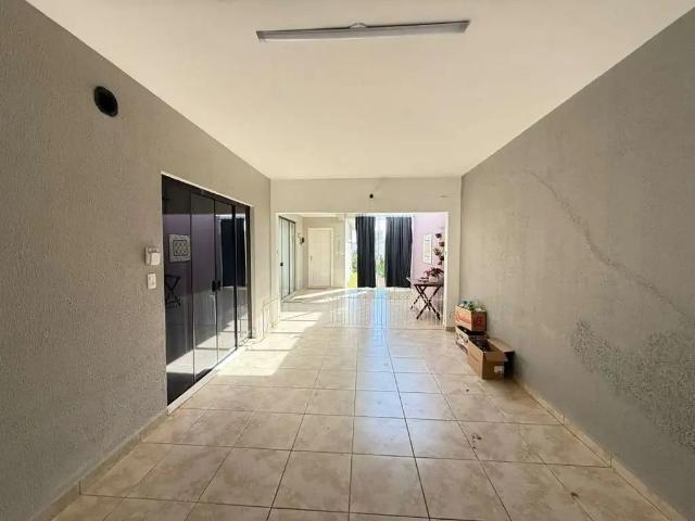 Casa / Sobrado para Venda em Guarapuava/PR Trianon 4 Quartos