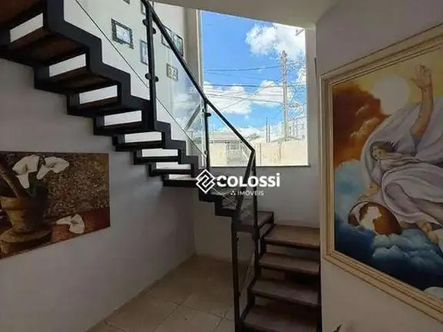 Casa / Sobrado para Venda em Guarapuava/PR Trianon 4 Quartos