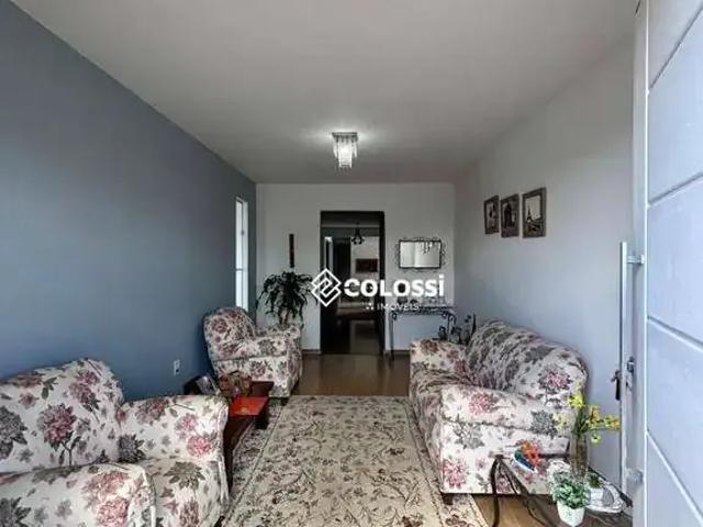Casa / Sobrado para Venda em Guarapuava/PR Trianon 3 Quartos