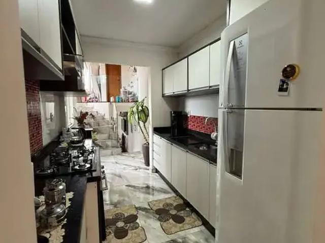 Casa / Sobrado para Venda em Guarapuava/PR Vila Bela 3 Quartos