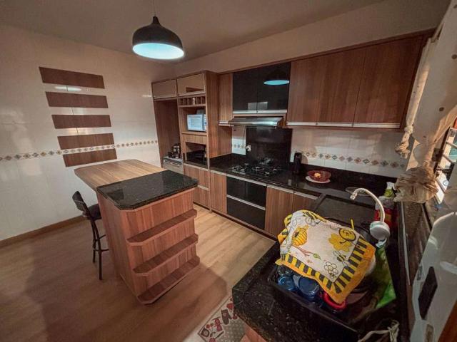 Casa / Sobrado para Venda em Guarapuava/PR Vila Carli 3 Quartos