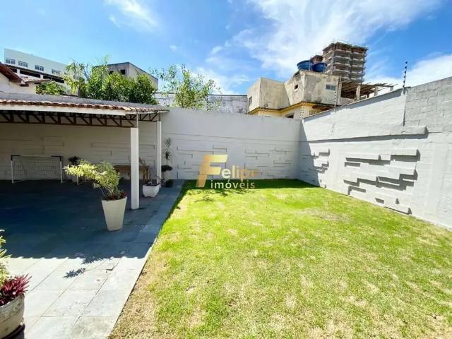 Casa / Sobrado para Venda em Guarapari/ES Ipiranga 4 Quartos