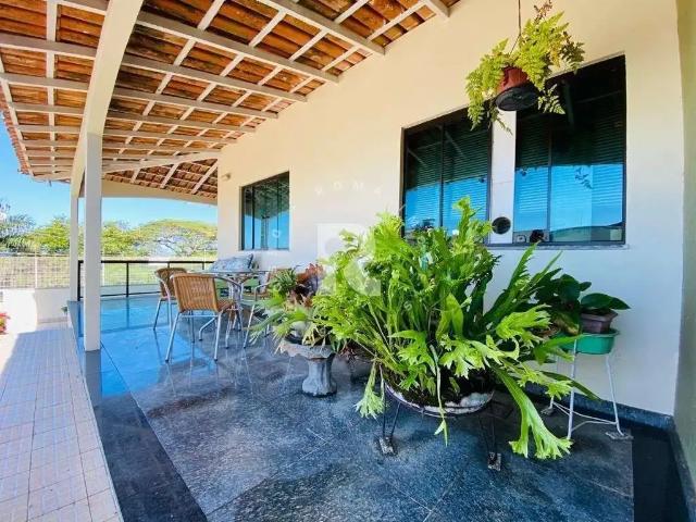Casa / Sobrado para Venda em Guarapari/ES Ipiranga 5 Quartos