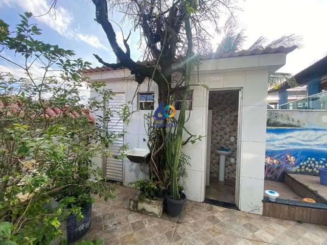 Casa / Sobrado para Venda em Guarapari/ES Itapebussu 3 Quartos