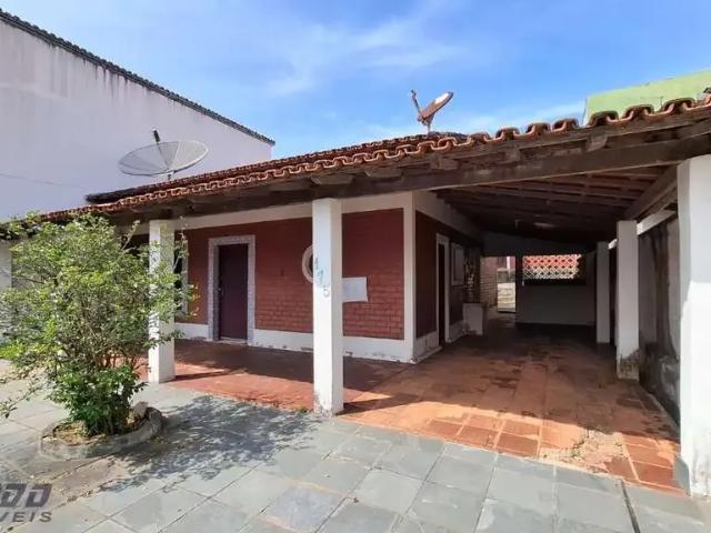Casa / Sobrado para Venda em Guarapari/ES Meaípe 4 Quartos