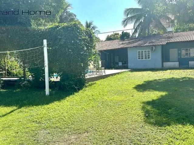 Casa / Sobrado para Venda em Guarapari/ES Praia de Setiba 3 Quartos