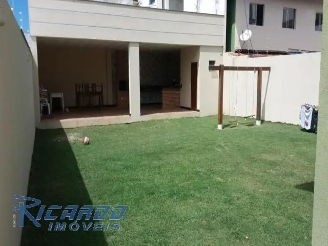 Casa / Sobrado para Venda em Guarapari/ES Praia do Morro 4 Quartos