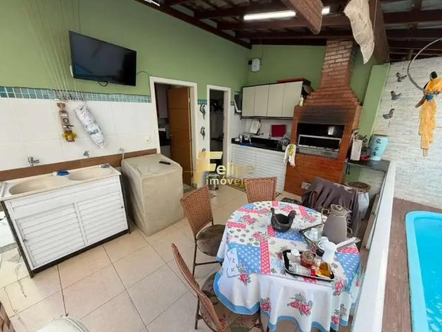 Casa / Sobrado para Venda em Guarapari/ES Praia do Morro 3 Quartos