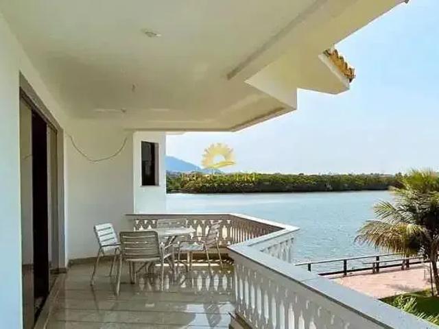 Casa / Sobrado para Venda em Guarapari/ES São Judas Tadeu 7 Quartos