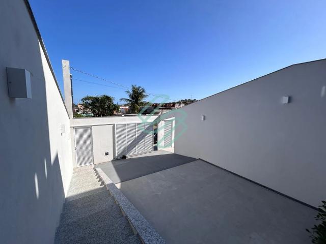 Casa / Sobrado para Venda em Guarapari/ES Santa Mônica 3 Quartos