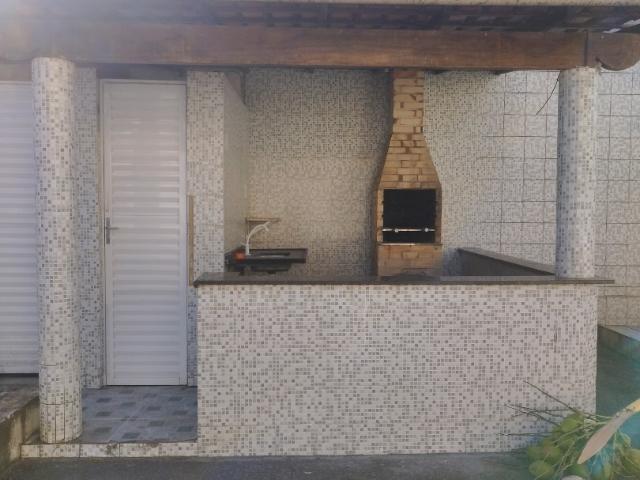 Casa / Sobrado para Venda em Guarapari/ES Santa Mônica 3 Quartos