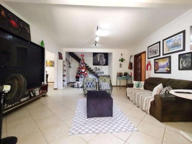 Casa / Sobrado para Venda em Guarapari/ES Sol Nascente 6 Quartos