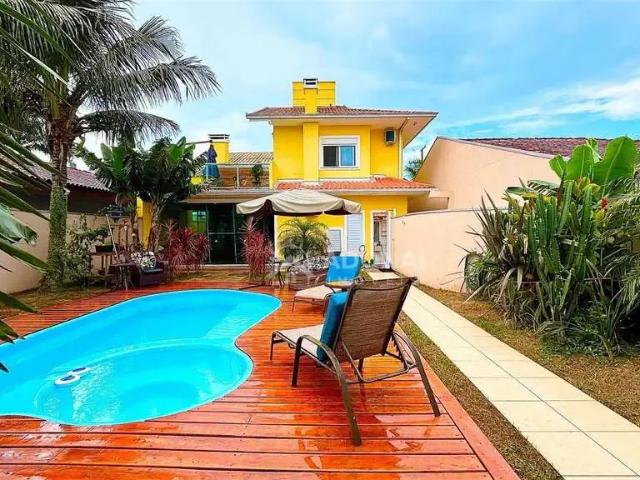 Casa / Sobrado para Venda em Guaratuba/PR Balneário Eliane 4 Quartos