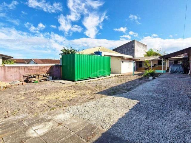 Casa / Sobrado para Venda em Guaratuba/PR Piçarras 1 Quartos
