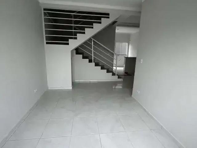 Casa / Sobrado para Venda em Guaratuba/PR Piçarras 3 Quartos
