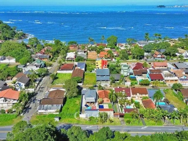 Casa / Sobrado para Venda em Guaratuba/PR Prainha 3 Quartos