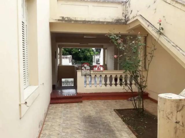 Casa / Sobrado para Venda em Guaratinguetá/SP Centro 4 Quartos